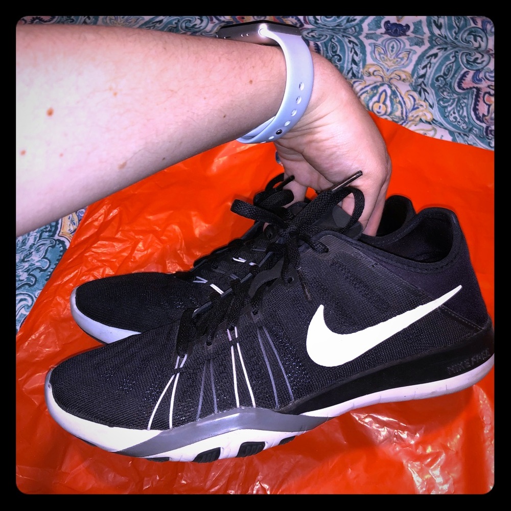 Nike free TR 6